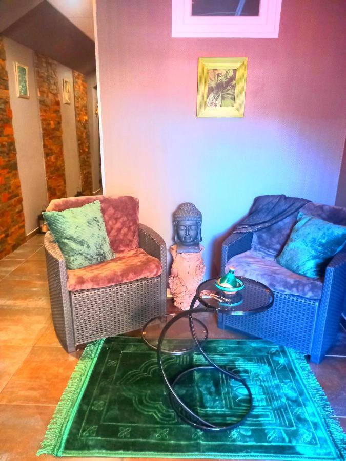 Love Room, Les Nuitees Secretes De Rouen Darnetal Ngoại thất bức ảnh